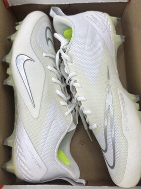Nike Alpha Huarache Pro 8 Lacrosse Soccer White LAX Cleats Size 12 CW4439-100